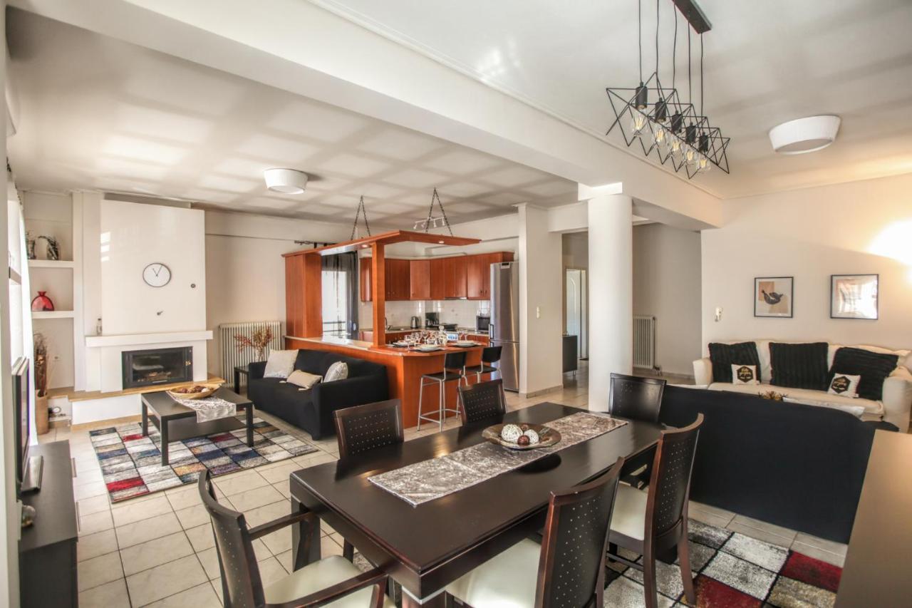 Grand Meteora Central Luxury Apartment Kalampaka Exteriör bild